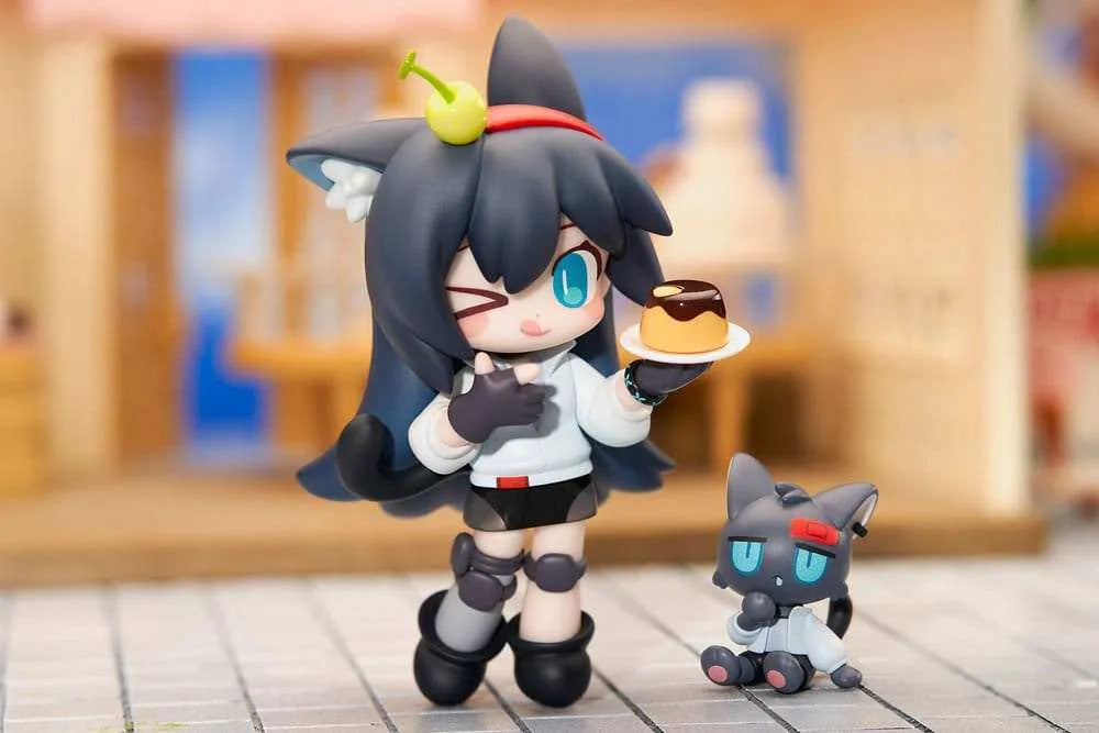 Arknights PVC Statue Dessert Time Series Q-figure Blaze 11 cm - Smalltinytoystore
