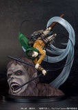 Attack on Titan PVC Statue 1/7 Levi vs Beast Titan Ver. 28 cm - Smalltinytoystore