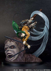 Attack on Titan PVC Statue 1/7 Levi vs Beast Titan Ver. 28 cm - Smalltinytoystore