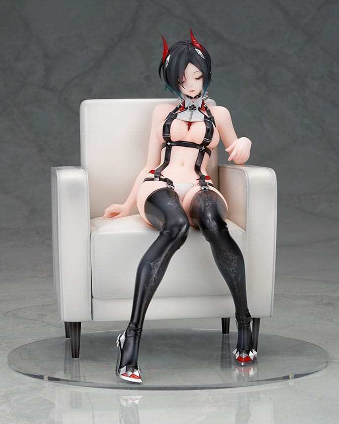 Azur Lane PVC Statue Ulrich von Hutten AmiAmi Exclusive 20 cm - Smalltinytoystore