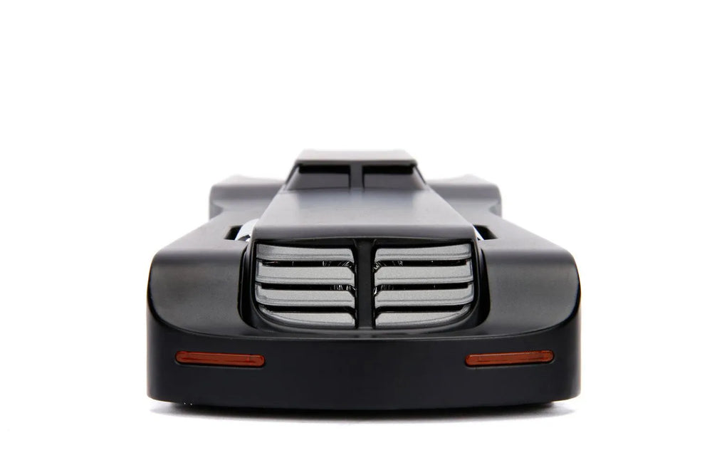 Batman Animated Series Metals Diecast Modell 1/24 Batmobile mit Figur - Smalltinytoystore