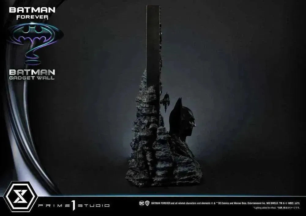 Batman Forever Museum Masterline Series Diorama 1/3 Batman Gadget Wall 49 cm - Smalltinytoystore