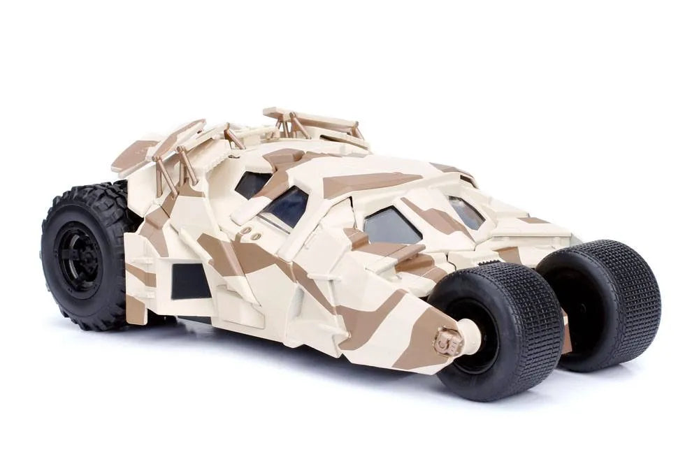 Batman The Dark Knight Diecast Modell 1/24 2008 Batmobile Camo mit Figur - Smalltinytoystore