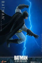 Batman: The Dark Knight Returns Comic Masterpiece Actionfigur 1/6 Batman 32 cm HOT TOYS - Smalltinytoystore