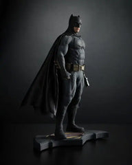 Batman v Superman: Dawn of Justice Statue 1/6 Batman 32 cm - Smalltinytoystore