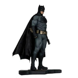 Batman v Superman: Dawn of Justice Statue 1/6 Batman 32 cm - Smalltinytoystore