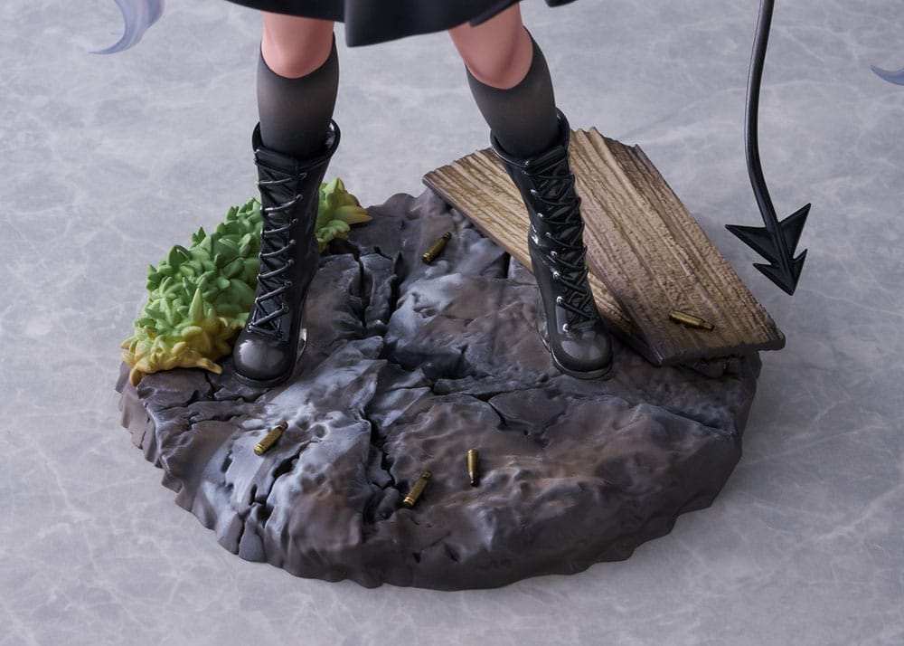 Blue Archive PVC Statue 1/7 Shiromi Iori 24 cm - Smalltinytoystore