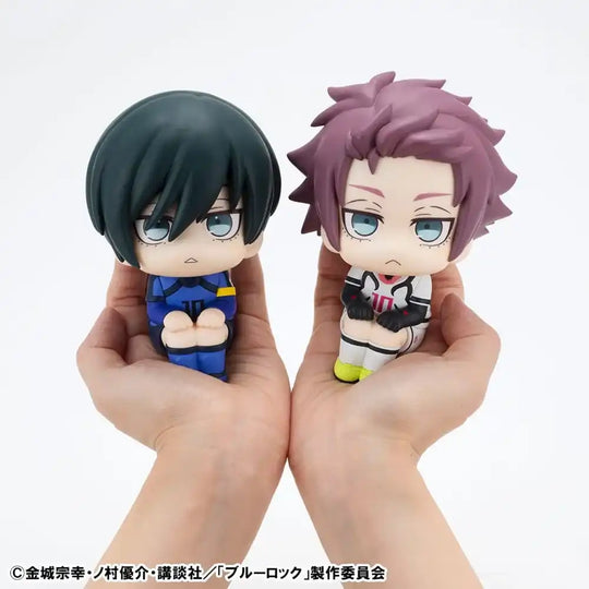 Blue Lock Look Up PVC Statue Rin Itoshi & Sae Itoshi Japanese National Player Match Ver. 11 cm (with gift) - Smalltinytoystore