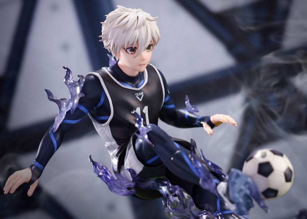 Blue Lock PVC Statue 1/7 Seishiro Nagi 20 cm - Smalltinytoystore