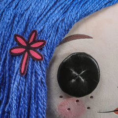Coraline Life-Size Plüschfigur Coraline with Button Eyes 152 cm - Smalltinytoystore