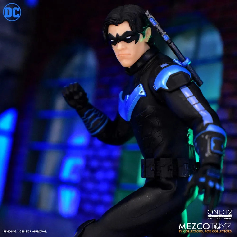 DC Comics Actionfigur 1/12 Nightwing 17 cm - Smalltinytoystore