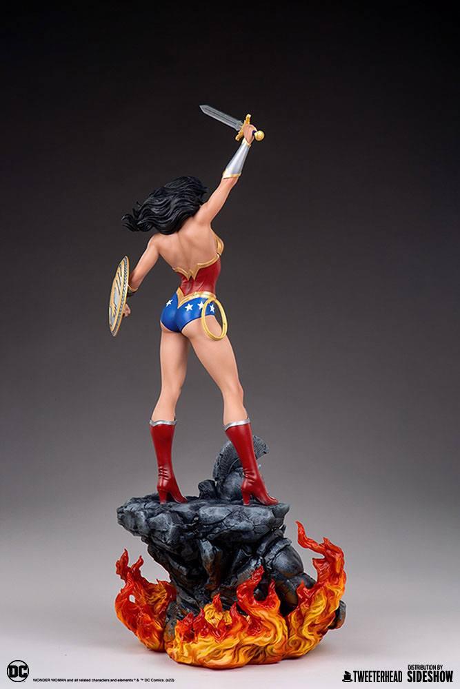 DC Comics Maquette 1/4 Wonder Woman 94 cm - Smalltinytoystore