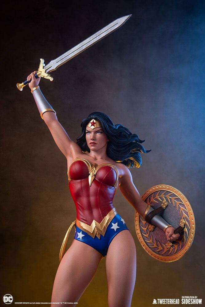 DC Comics Maquette 1/4 Wonder Woman 94 cm - Smalltinytoystore