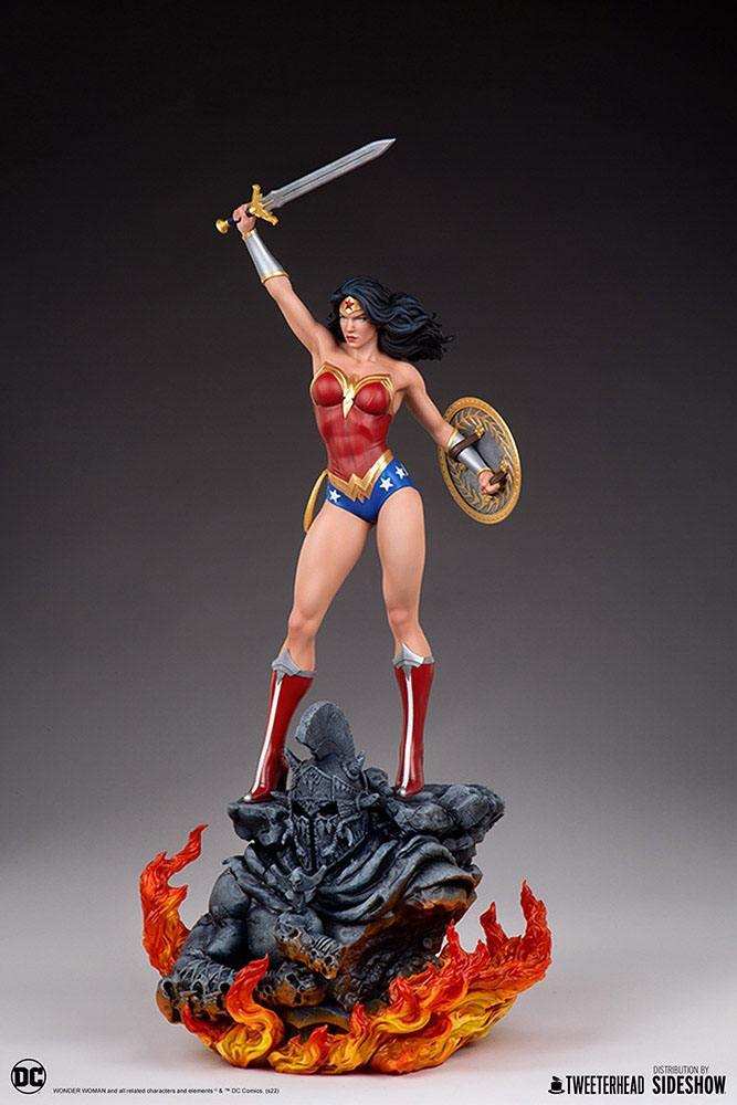 DC Comics Maquette 1/6 Wonder Woman 69 cm - Smalltinytoystore