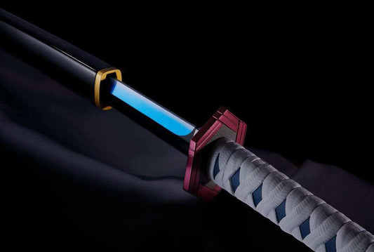 Demon Slayer: Kimetsu no Yaiba Proplica Replik 1/1 Nichirin Schwert (Giyu Tomioka) 95 cm - Smalltinytoystore