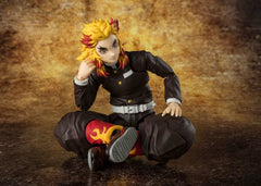 Demon Slayer: Kimetsu no Yaiba S.H.Figuarts Actionfigur Kyojuro Rengoku 15 cm - Smalltinytoystore
