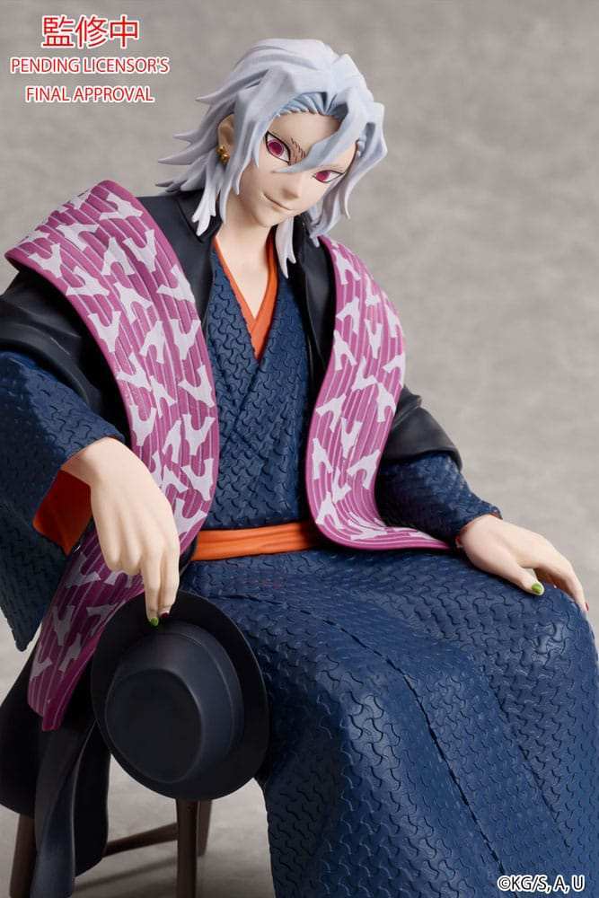 Demon Slayer: Kimetsu no Yaiba Statue Tengen Uzui 17 cm - Smalltinytoystore
