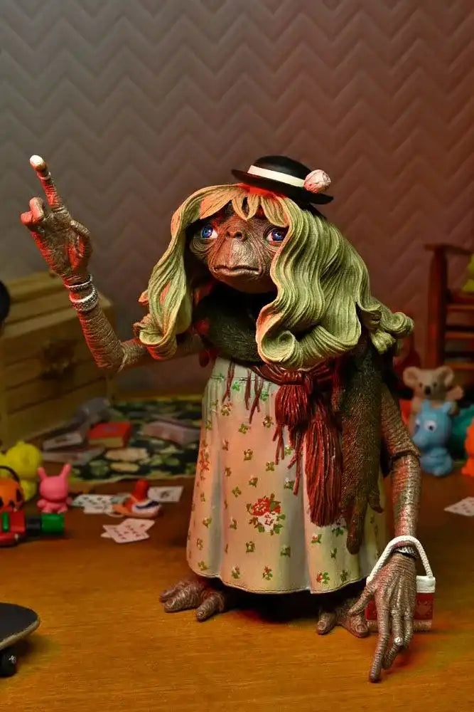 E.T. - Der Außerirdische Actionfigur Ultimate Dress-Up E.T. 11 cm - Smalltinytoystore
