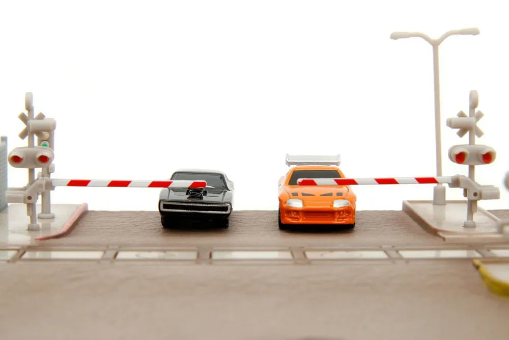 Fast & Furious Nano Metalfigs Nano Scene Diorama Train Scene - Smalltinytoystore
