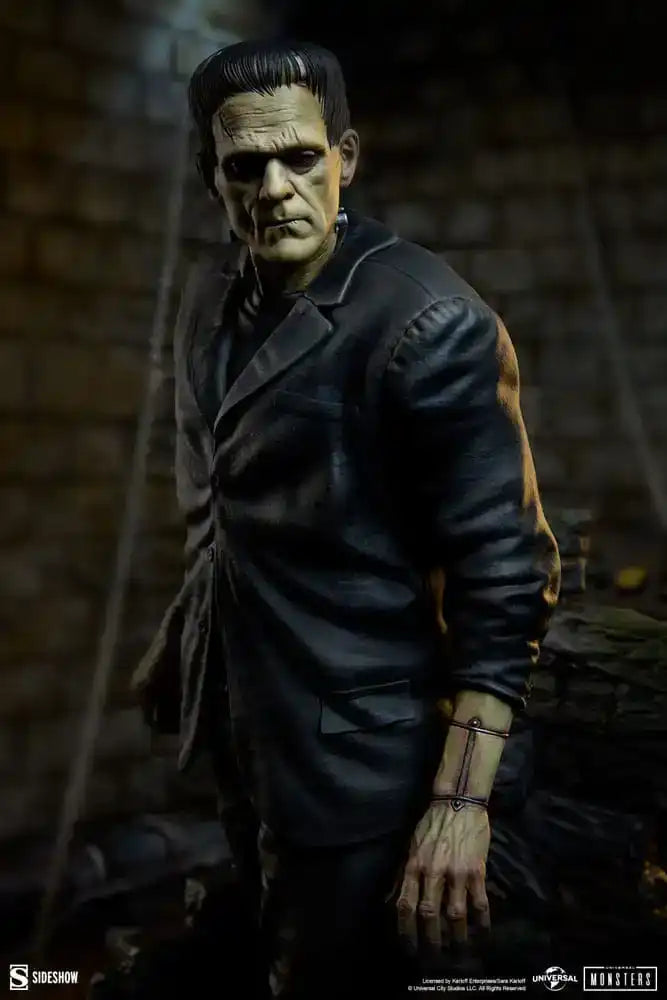 Frankenstein Premium Format Statue Frankenstein 57 cm