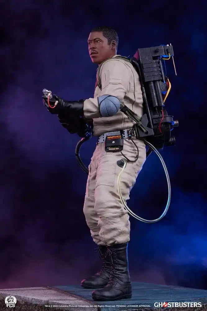 Ghostbusters Premier Series Statue 1/4 Winston 48 cm - Smalltinytoystore