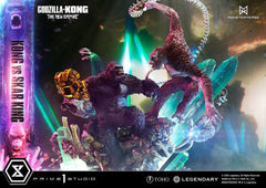 Godzilla x Kong: The New Empire Ultimate Diorama Masterline Series Statue Kong vs Skar King 104 cm - Smalltinytoystore