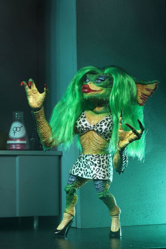 Gremlins 2 Ultimate Actionfigur Greta 15 cm - Smalltinytoystore