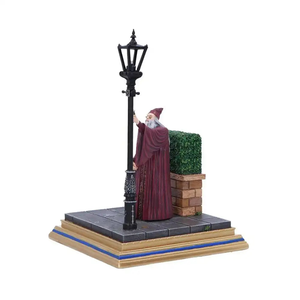 Harry Potter Figur Privet Drive Light Up 19 cm - Smalltinytoystore
