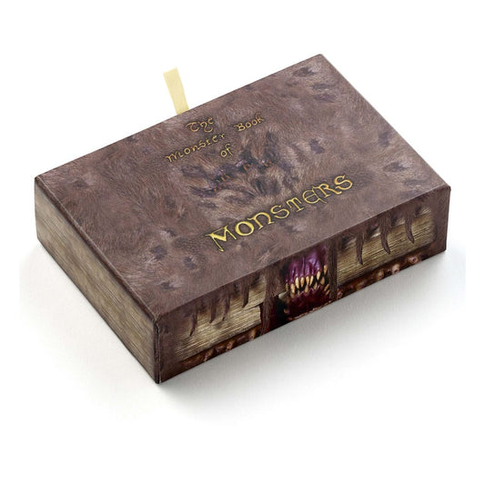 Harry Potter: Monster Book Schlüsselanhänger und Ansteckpin Geschenkset - Smalltinytoystore