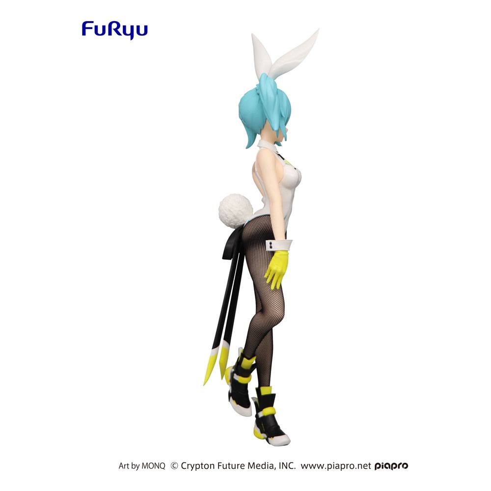 Hatsune Miku BiCute Bunnies PVC Statue Hatsune Miku Street Ver 30 cm - Smalltinytoystore