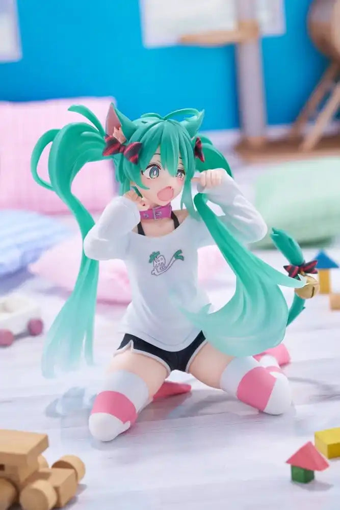 Hatsune Miku PVC Statue Desktop Cute Figure Hatsune Miku Cat Ear T-Shirt Ver. 13 cm