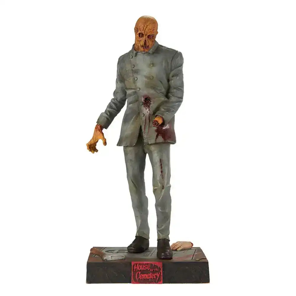 Haus an der Friedhofsmauer Statue Dr. Freudstein 30 cm