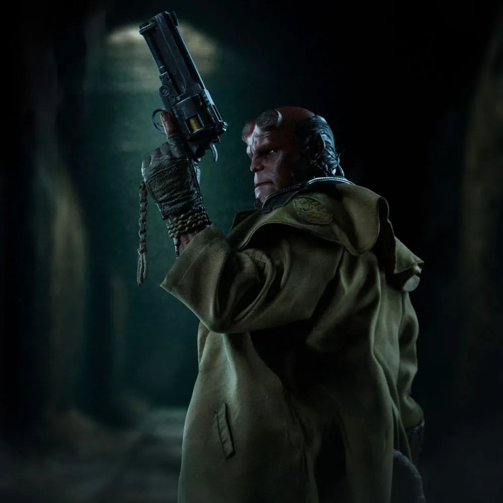 Hellboy Deluxe Art Scale Statue 1/4 Hellboy 68 cm - Smalltinytoystore