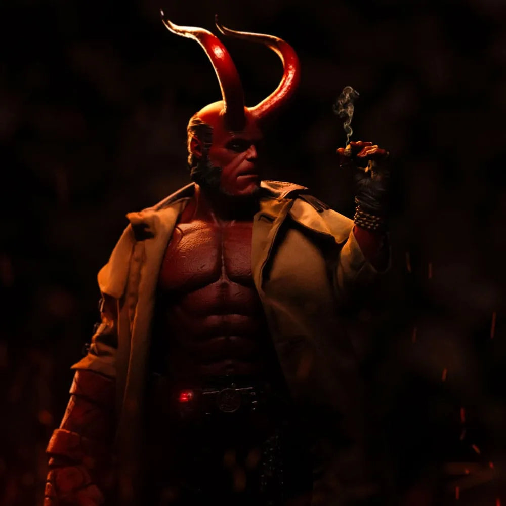Hellboy Deluxe Art Scale Statue 1/4 Hellboy 68 cm - Smalltinytoystore