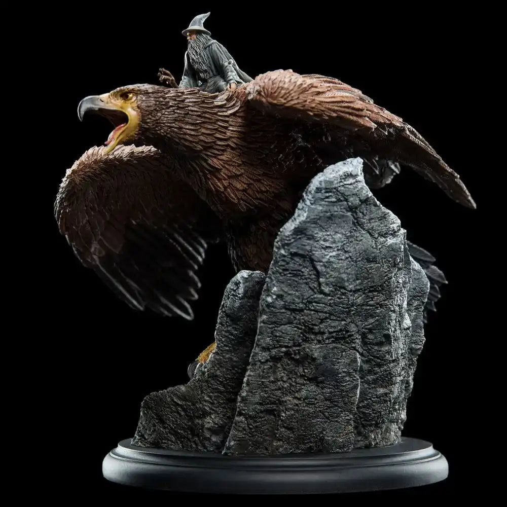 Herr der Ringe Statue Gandalf on Gwaihir 15 cm - Smalltinytoystore