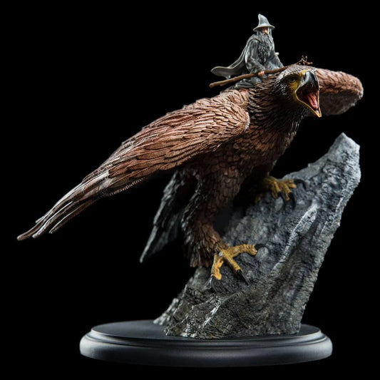 Herr der Ringe Statue Gandalf on Gwaihir 15 cm - Smalltinytoystore