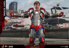 Iron Man 2 Movie Masterpiece 1/6 Tony Stark (Mark V Suit Up Version) 31 cm - Smalltinytoystore