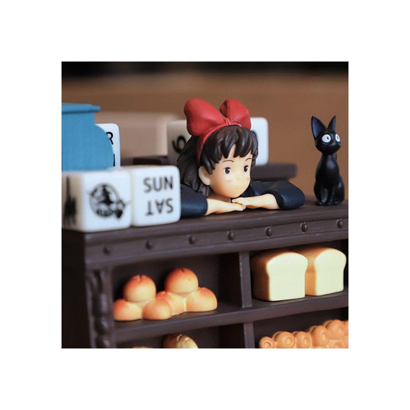 Kikis kleiner Lieferservice Statue Diorama / Calendar Perpetual Kiki Salesclerk 11 cm - Smalltinytoystore
