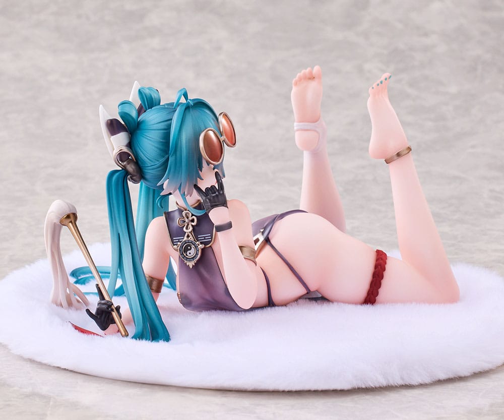 Kyonshi Brothel Statue 1/6 Taoist Rin 9 cm - Smalltinytoystore