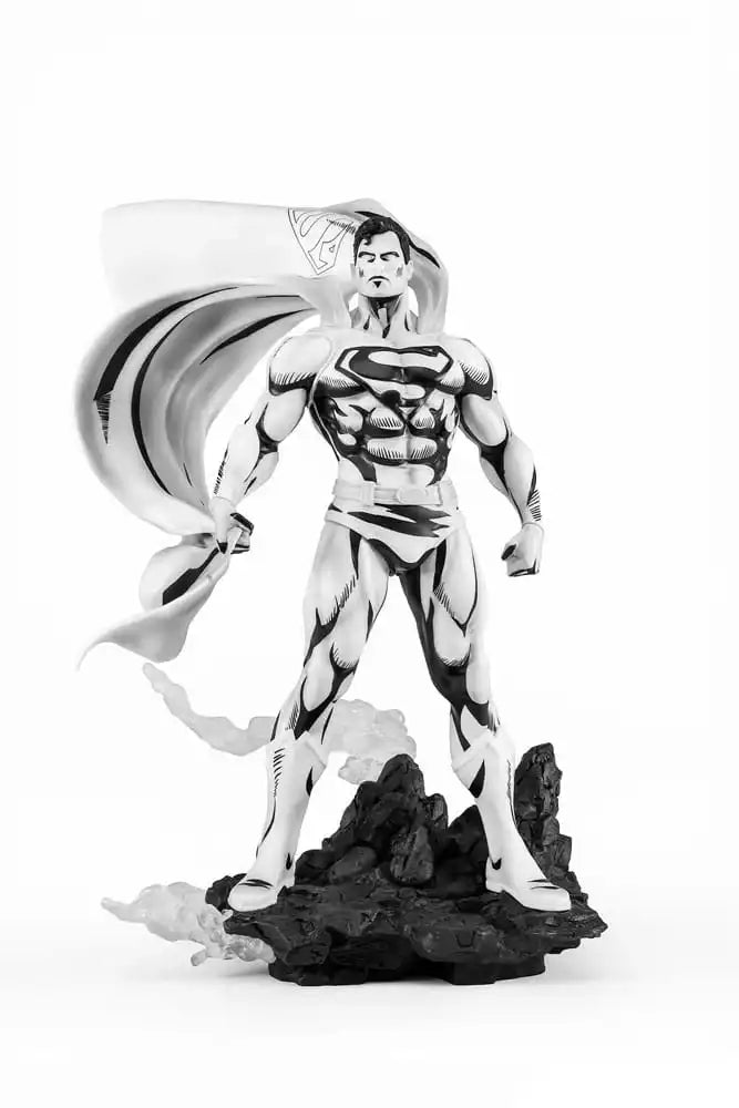 Man of Steel PX PVC Statue 1/8 SDCC 2024 Superman Black & White Version 36 cm - Smalltinytoystore