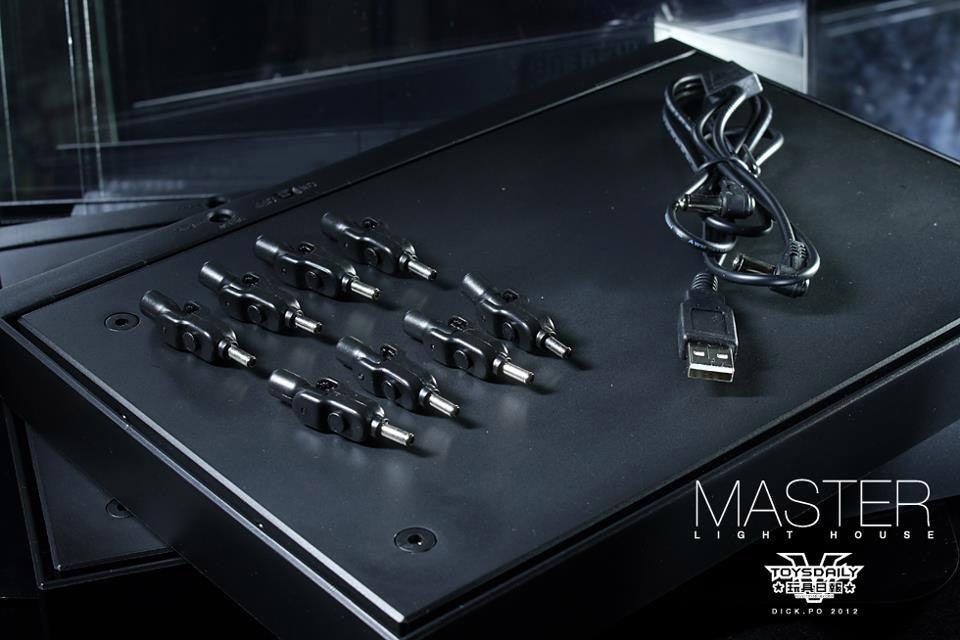 Master Light House Acryl Display Case mit Beleuchtung für 1/6 Actionfiguren (schwarz) - Smalltinytoystore