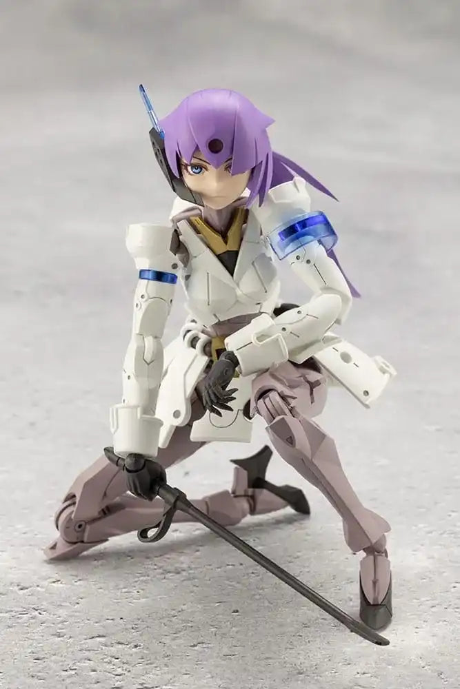 Megalomaria Unlimited Universe Plastic Model Kit Vanguard Leader 16 cm - Smalltinytoystore