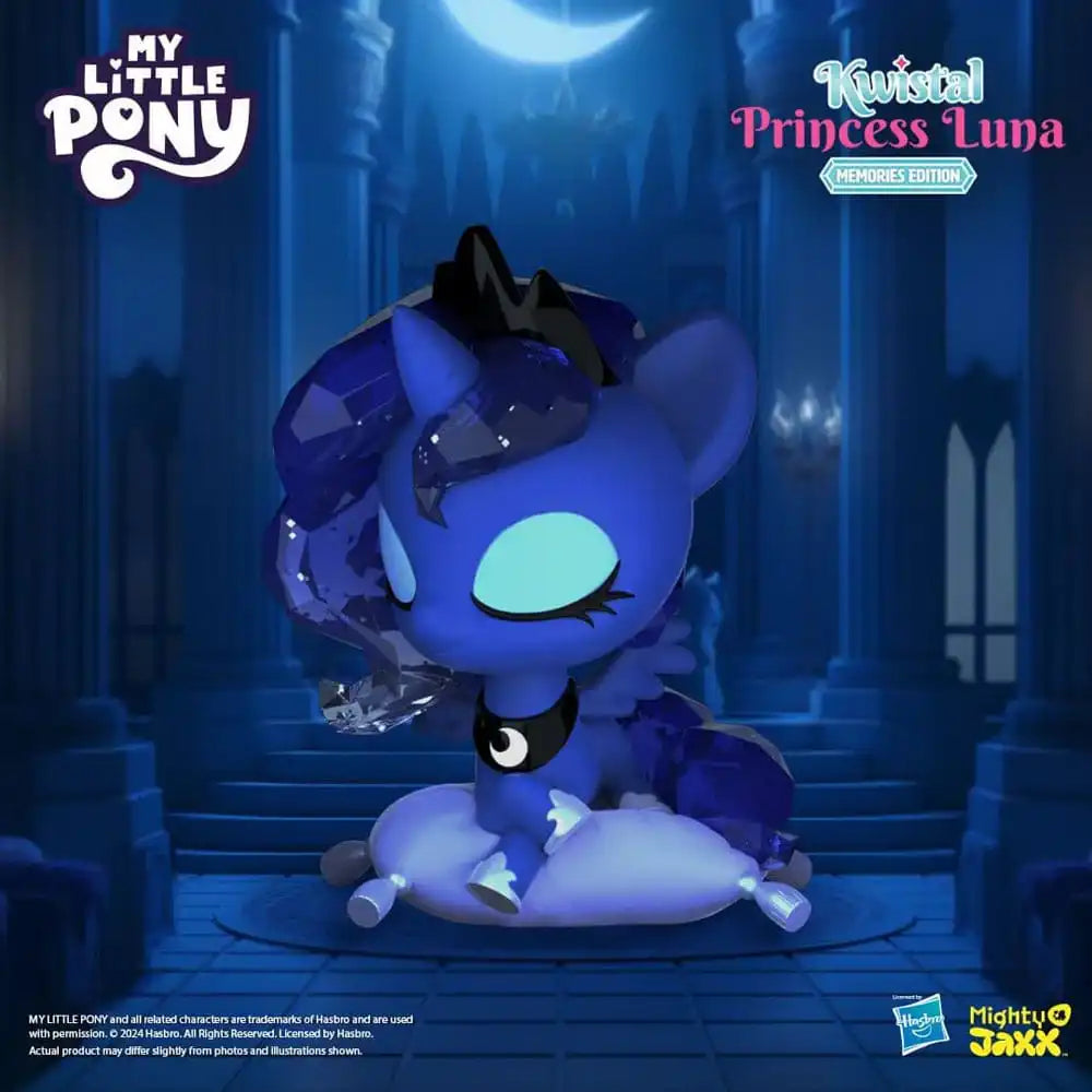 My Little Pony Vinyl Figure Princess Luna Memories Edition 15 cm - Smalltinytoystore