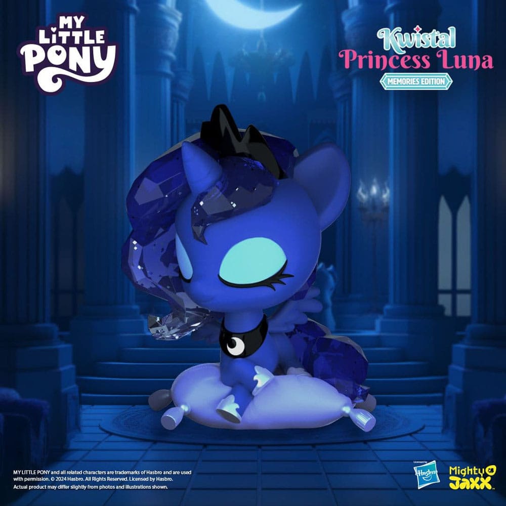 My Little Pony Vinyl Figure Princess Luna Memories Edition 15 cm - Smalltinytoystore
