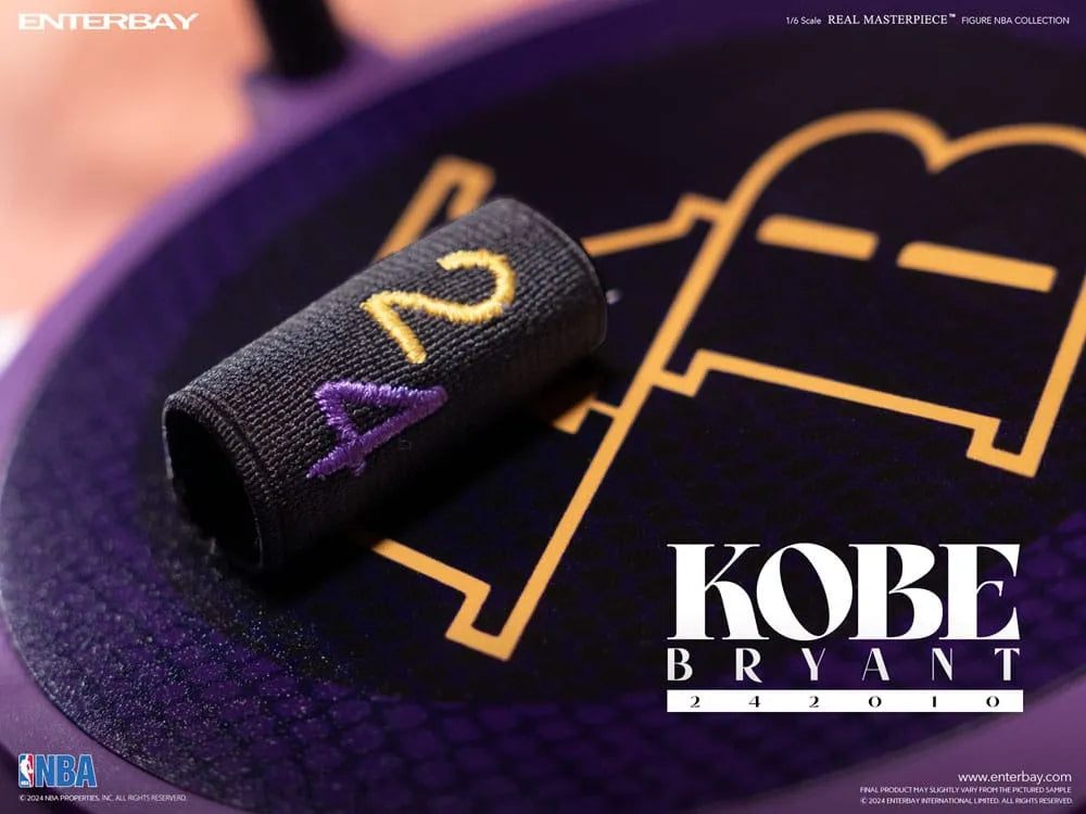 NBA Collection Real Masterpiece Actionfigur 1/6 Kobe Bryant 242010 Limited Edtition 30 cm - Smalltinytoystore