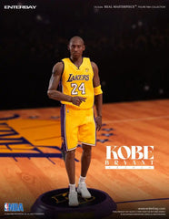 NBA Collection Real Masterpiece Actionfigur 1/6 Kobe Bryant 242010 Limited Edtition 30 cm - Smalltinytoystore