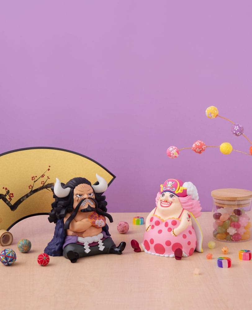 One Piece Look Up PVC Statue Big Mom 11 cm - Smalltinytoystore
