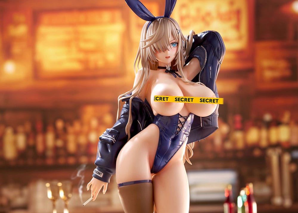 Original Character PVC Statue 1/7 Bad Bunny Illustration by Mataro 27 cm - Smalltinytoystore