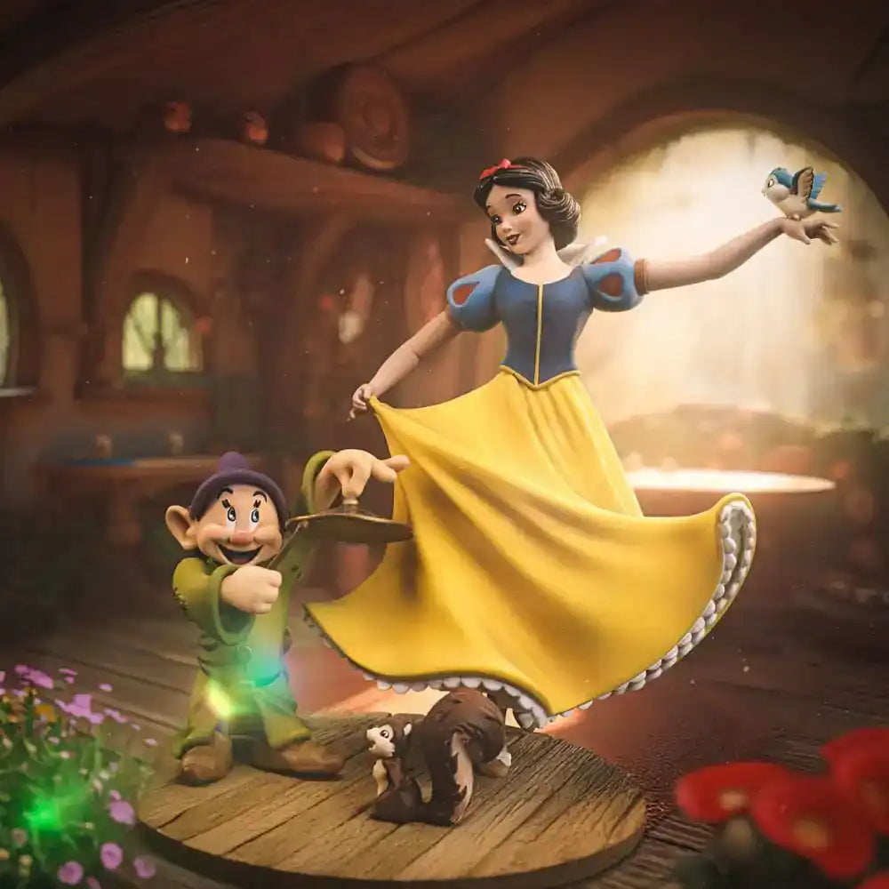 Schneewittchen und die sieben Zwerge Art Scale Statue 1/10 Snow White and Dopey 21 cm - Smalltinytoystore