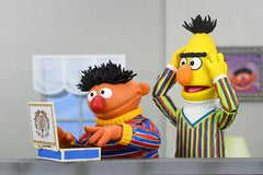 Sesamstraße Ultimate Actionfigur Ultimate Bert 18 cm - Smalltinytoystore